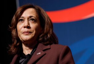 Aliados de Kamala Harris avaliam como poderiam construir uma campanha se Biden sair