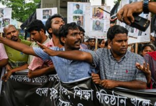 Bangladesh restaura internet enquanto estudantes cancelam protestos por cotas de emprego