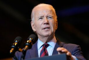 Biden comemora o 60º aniversário da Lei dos Direitos Civis