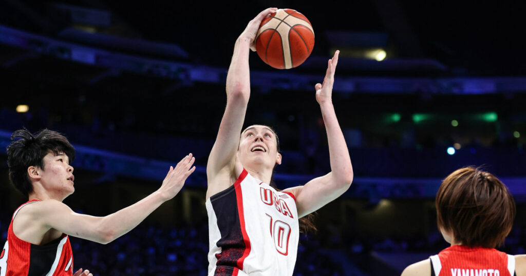 Breanna Stewart e A'ja Wilson ajudam a equipe dos EUA a dominar o Japão no basquete feminino