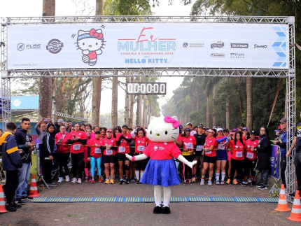 Caminhada para mulheres homenageia Hello Kitty e tem como lema “empoderamento e determinação”