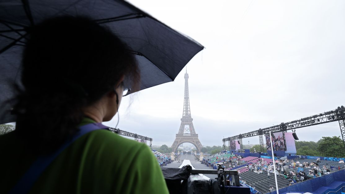 Chuva atinge Paris antes da cerimônia de abertura da Olimpíada