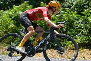 Ciclista é atropelada durante treino e fica fora da Olimpíada