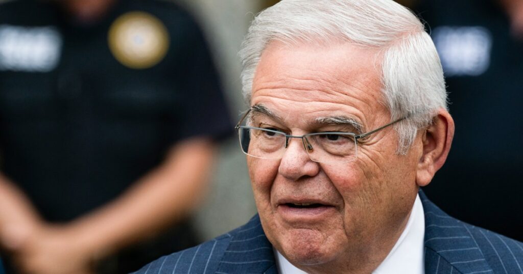 Democratas do Senado pedem a Menendez para "renuncie ou enfrente expulsão" após veredicto de culpado