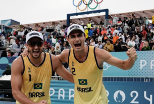 André e George estrearam com vitória sobre dupla marroquina no vôlei de praia (Alexandre Loureiro/COB)