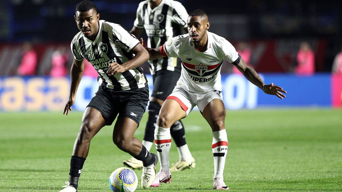 Em jogo agitado, São Paulo empata com Botafogo, que segue líder do Brasileirão