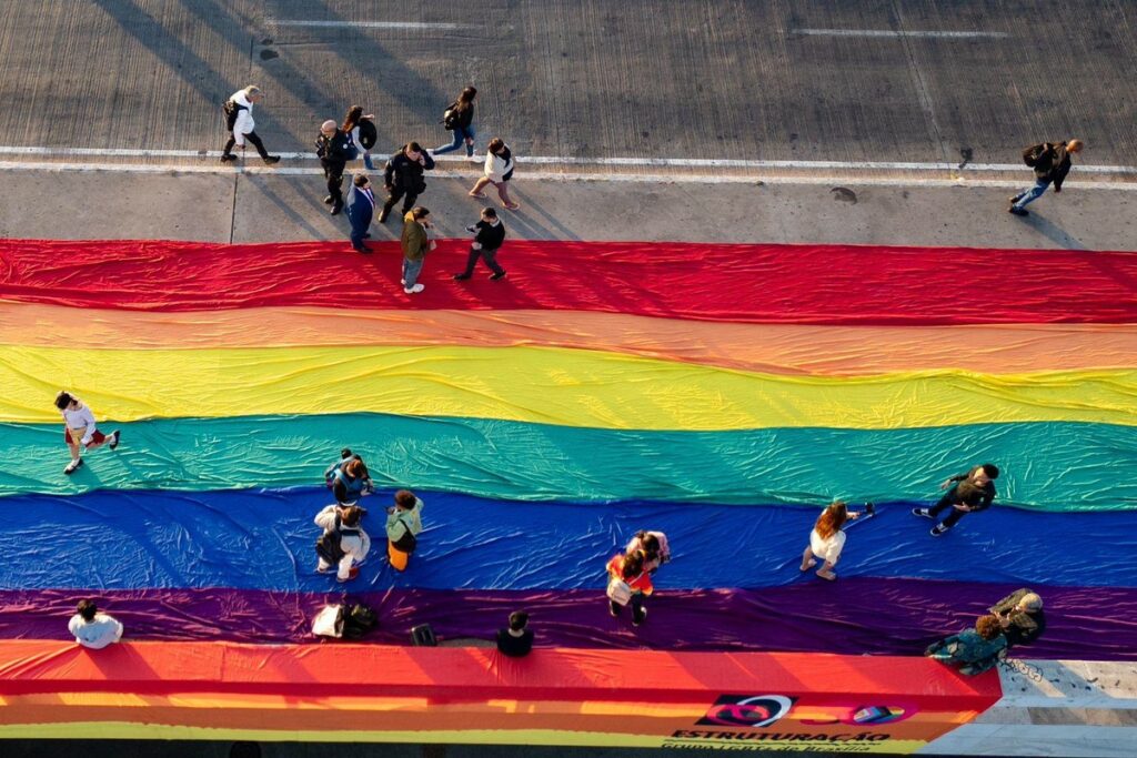 Escolas devem combater bullying machista e homotransfóbico, decide STF