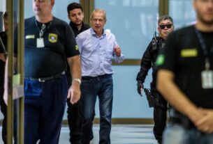 G1 - Dirceu pede ao Supremo perdão por pena no julgamento do mensalão