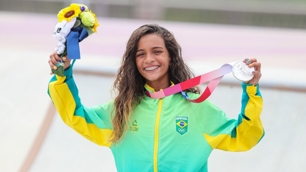 Há três anos, Rayssa Leal se tornava medalhista mais jovem do Brasil