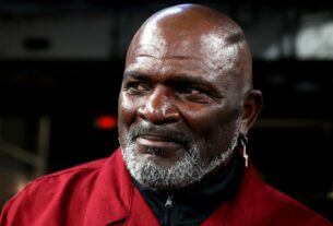 Lenda da NFL Lawrence Taylor é preso e acusado de não relatar movimento como agressor sexual novamente