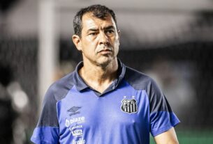 Líder, Carille exalta sequência invicta do Santos e projeta jogo com Coritiba