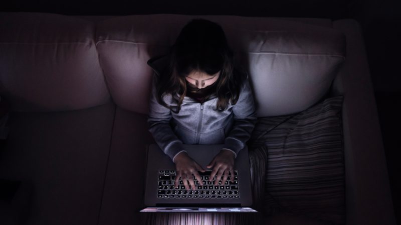 Líderes da UE não conseguiram enfrentar a crise dos abusos sexuais infantis online – Euractiv