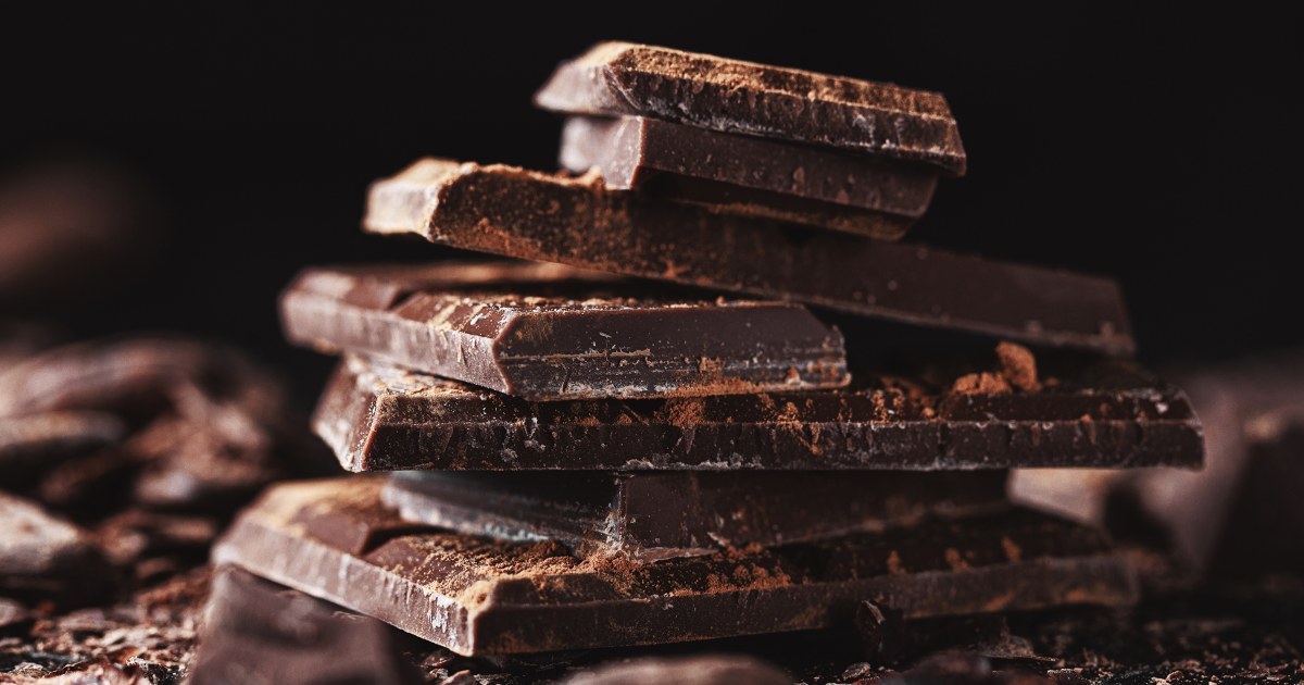 Metais pesados, incluindo chumbo, encontrados em muitas barras de chocolate amargo