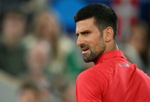 Novak Djokovic avança para a segunda rodada com vitória sobre Matt Ebden