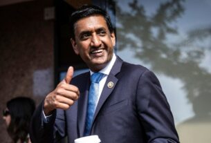 O deputado progressista Ro Khanna visita cidades siderúrgicas e de carvão com o objetivo de obter cargos mais altos