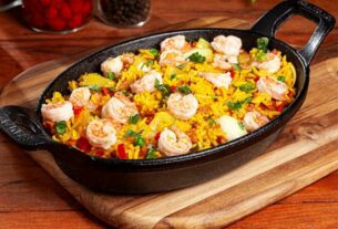 Paella de Camarão