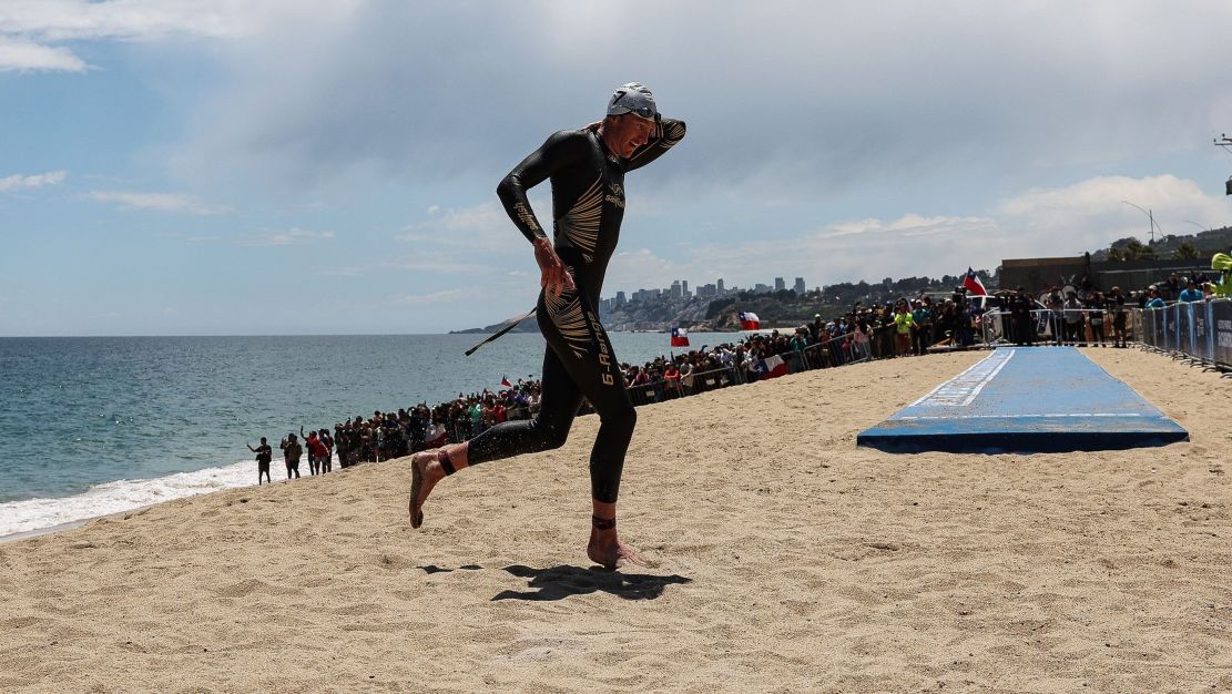 Para nadar no rio Sena, atleta dos EUA não lava as mãos após ir ao banheiro