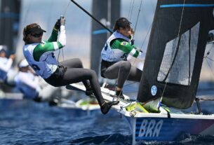 Paris 2024: dupla brasileira fica em 15º em ranking parcial da vela feminina