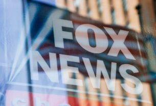 Processo de difamação contra a Fox News movido pelo chefe do conselho de desinformação desmantelado é rejeitado por juiz federal