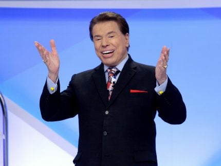 Silvio Santos recebe alta, está bem e em casa!