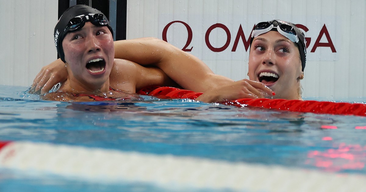 Torri Huske, dos EUA, segura Gretchen Walsh e conquista ouro nos 100m borboleta