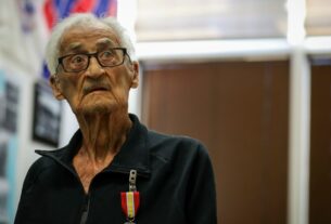 Veterano do Alasca finalmente recebe benefícios — 78 anos após sua dispensa