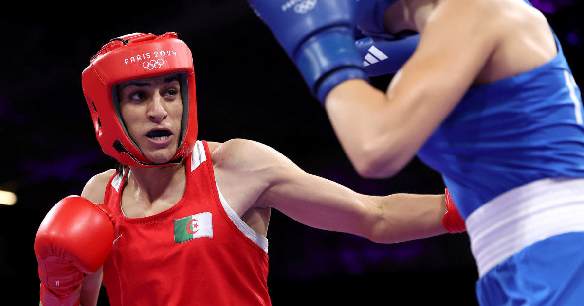 A boxeadora Imane Khelif, anteriormente impedida de participar de eventos femininos, vence a primeira luta nas Olimpíadas de Paris