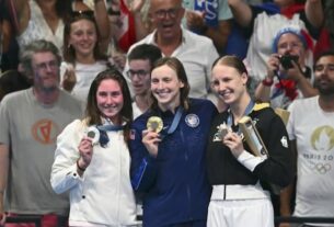 A equipe dos EUA acumula mais medalhas enquanto Ledecky estabelece novo recorde olímpico