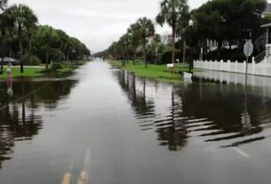 A tempestade tropical Debby avança pela costa leste após atingir o sul