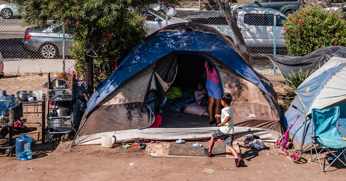 Californianos reagem à ordem de Gavin Newsom para remover acampamentos de moradores de rua