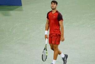 Carlos Alcaraz tem ataque de fúria e é eliminado por Monfils em Cincinnati