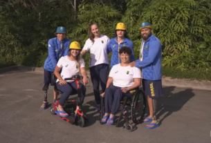 Comitê Paralímpico Brasileiro apresentou uniformes para as Paralimpíadas de Paris (Reprodução)