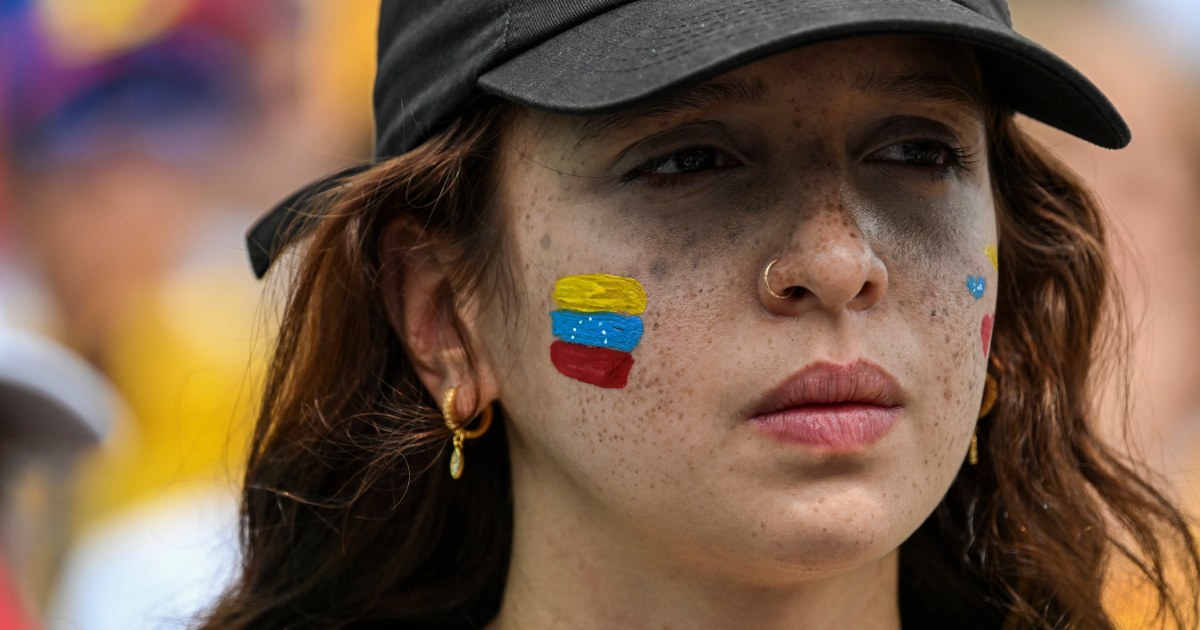 Comunidade venezuelana do sul da Flórida se reúne para protestar contra eleição