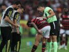 Dor de cabeça: Flamengo vê centroavantes saírem lesionados contra o Bolívar