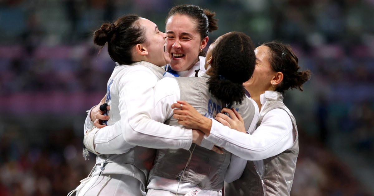 Equipe dos EUA garante vitória contra o Canadá no florete feminino olímpico