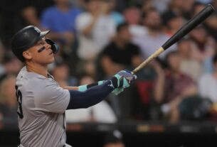 Estrela do New York Yankees se torna o mais rápido a atingir 300 home runs na MLB