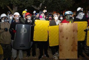 Juiz decide a favor de estudantes judeus e diz que a UCLA não pode permitir que eles sejam impedidos de acessar o campus após protestos