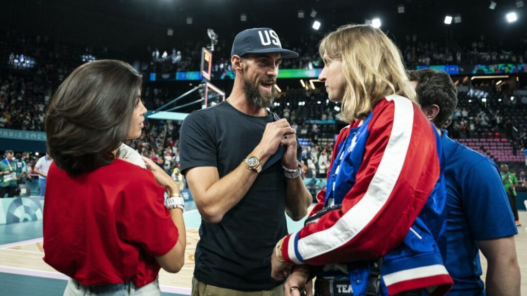 Michael Phelps critica resultados da natação dos EUA em Paris