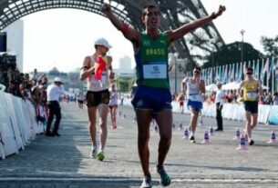 Paris 2024: Caio Bonfim ganha medalha de prata na marcha atlética