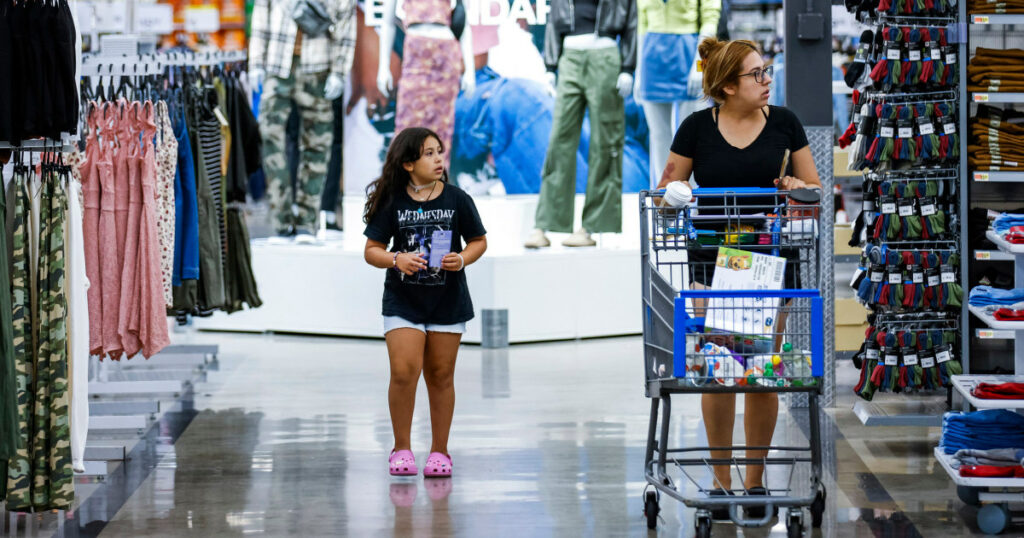 Que recessão? O Walmart diz que os consumidores ainda estão gastando