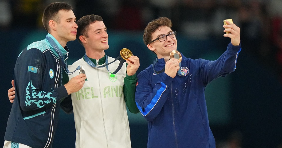 Rhys McClenaghan recebeu ouro e Nedoroscik bronze na final do cavalo com alças