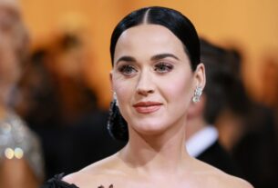 Vídeo de Katy Perry é investigado por filmagem em dunas de areia protegidas na Espanha, gravadora nega irregularidades