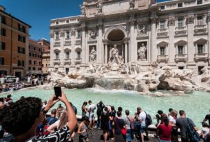 Roma considera limitar acesso de turistas à Fontana di Trevi com agendamento e taxa | Turismo e Viagem