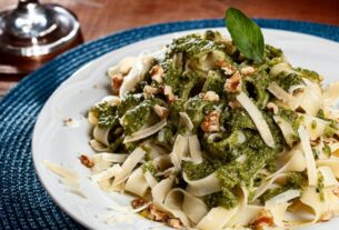 Tagliatelle ao molho Pesto