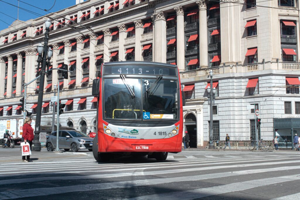 Grande SP e capital terão transporte público gratuito neste 2º dia de provas do Enem; veja regras