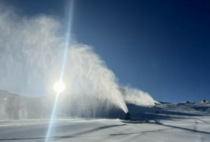 O uso de neve artificial em estações de esqui no Chile diante de incertezas sobre o clima | Turismo e Viagem